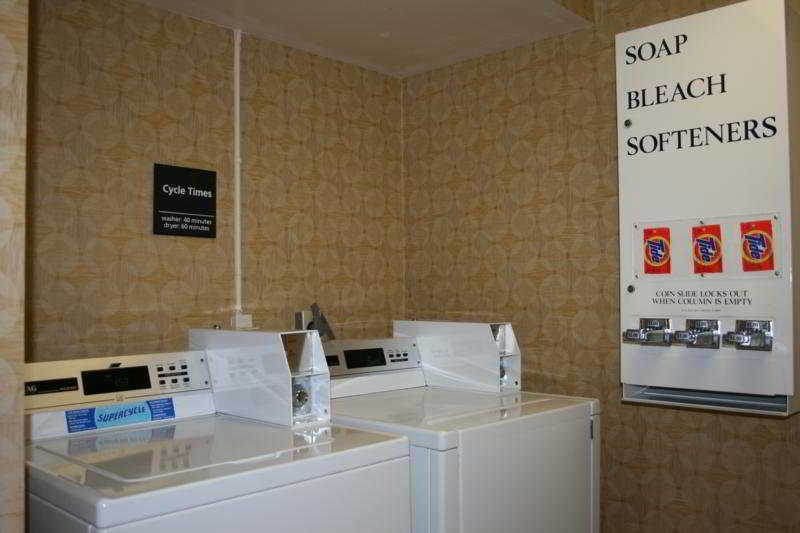 Brandon Center Hotel Tampa Facilities photo