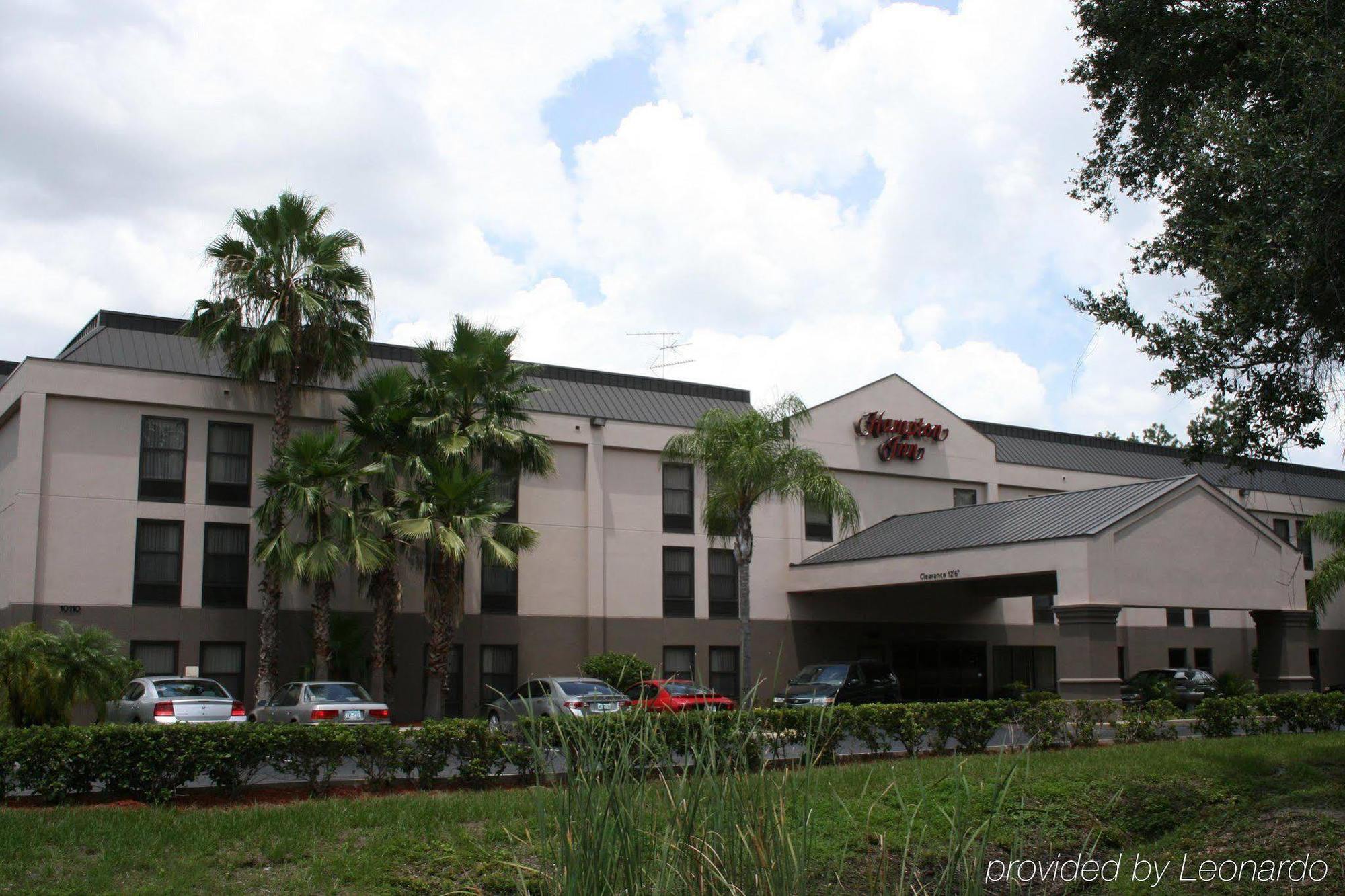Brandon Center Hotel Tampa Exterior photo